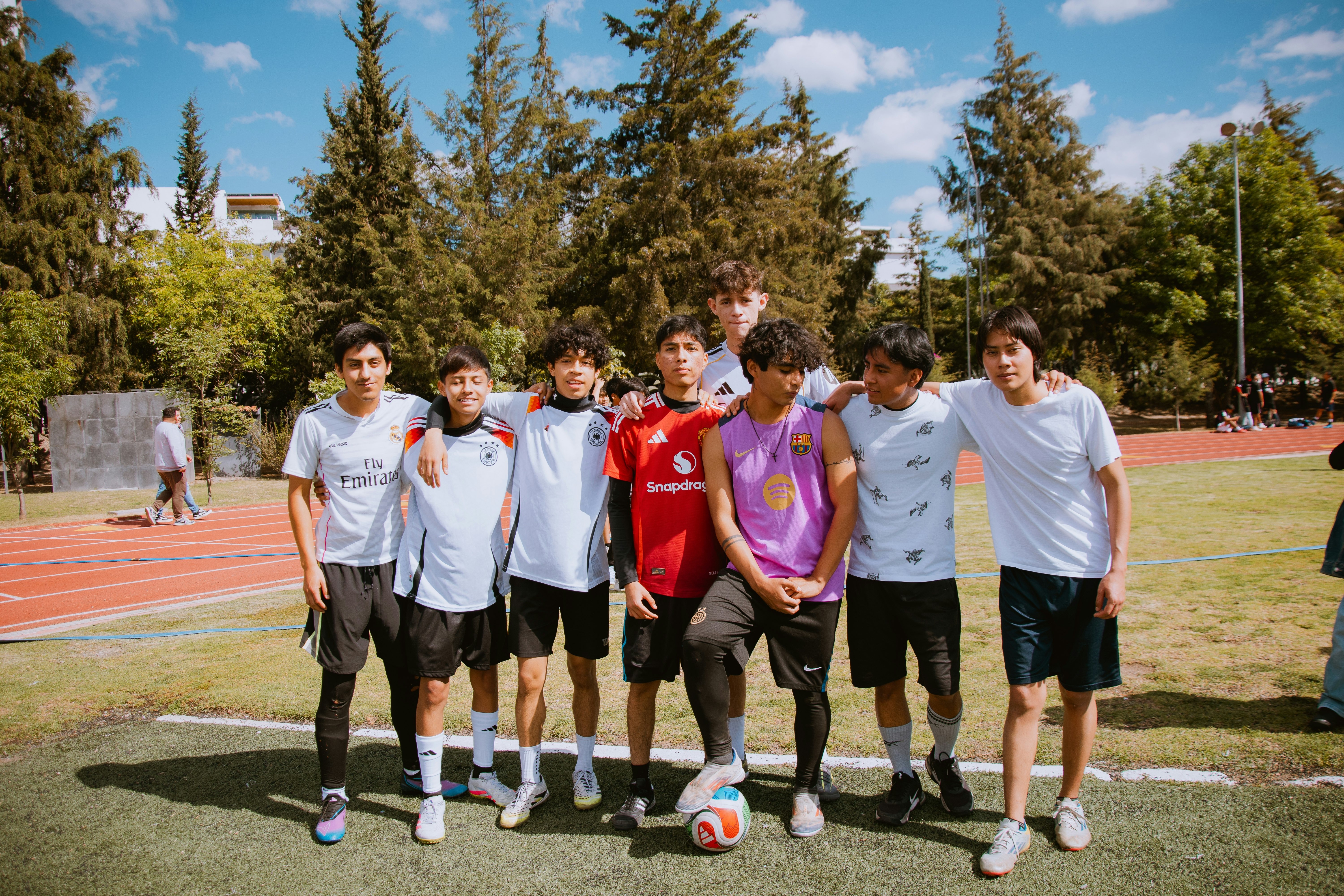 女子篮球联赛精彩进球回顾